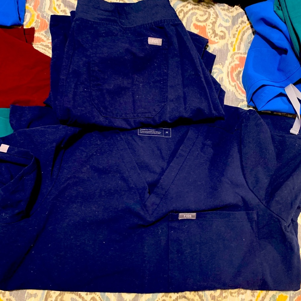 Dark blue FIGS set